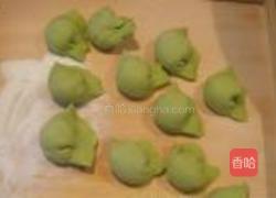 小白菜木耳翡翠饺子的做法图解11