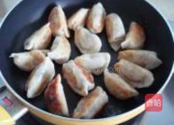 番茄鸡蛋薄荷煎饺的做法图解13