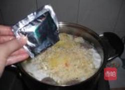 娃娃菜牛肉丸方便面的做法图解9