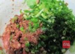 鲜肉小葱锅贴的做法图解4