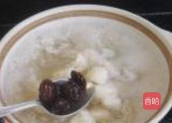 荸荠蜜枣银耳羹的做法图解6