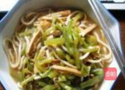 青椒香干肉丝面的做法图解5