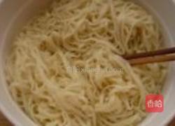蟹香炸酱面的做法图解9