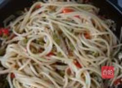 酸豆角肉末炒意粉的做法图解9