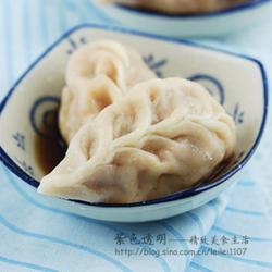 香辣豆豉圆白菜胡萝卜馅变色水饺的做法[图]