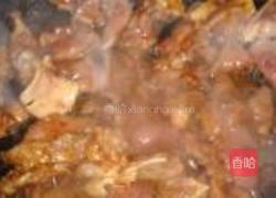 辣椒炒猪利的做法图解3