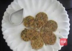 香椿蛋饼饭团的做法图解10