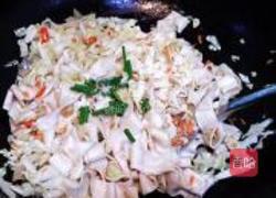 虾皮鸡蛋炒面的做法图解12