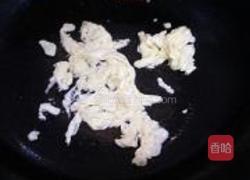 虾皮鸡蛋炒面的做法图解6