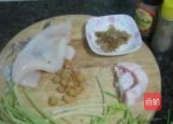 鲜鱿砂锅粥的做法图解1