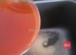草莓馒头的做法图解1