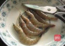 砂锅金虾粥的做法图解3