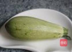 西葫芦蔬菜蛋饼的做法图解1