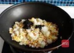 榄菜火腿蛋炒饭的做法图解7