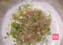 五香葱油饼的做法图解1