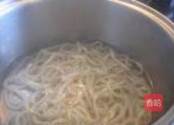 杂菜汤煮乌冬面的做法图解1
