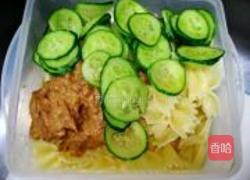 鲔鱼蝴蝶面的做法图解5