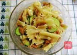 鲔鱼蝴蝶面的做法图解6