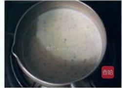 香草牛奶冰激凌的做法图解3