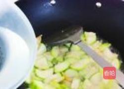 金针菇烧丝瓜的做法图解5