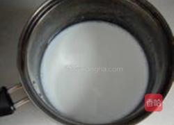 仙草冻奶茶的做法图解2
