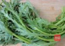 茼蒿饼的做法图解1