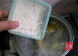鲜美咸鸡粥的做法图解4