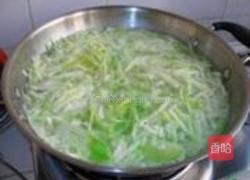烫面萝卜丝牡蛎包的做法图解2