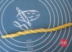 鸡蛋脆麻花的做法图解5