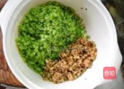 蛇豆香菇肉饺的做法图解3