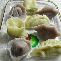 双色莲藕饺子的做法[图]