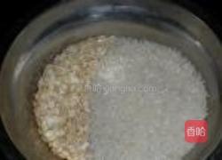 燕麦黑米粥的做法图解6