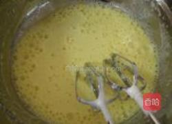 戚风蛋糕的做法图解7