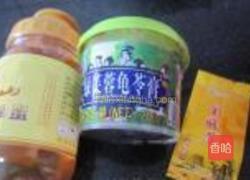 龟苓膏红茶蜂蜜饮的做法图解1