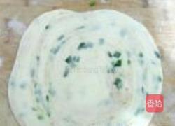 酥松葱花油饼的做法图解22