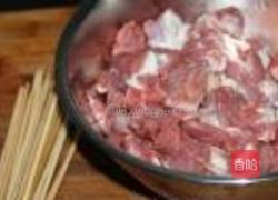 辣椒孜然羊肉串的做法图解2