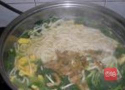 菠菜鸡蛋面的做法图解12