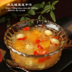 木瓜银耳莲子汤的做法[图]