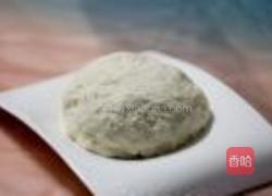 葱油饼的做法图解1