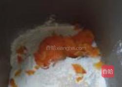 胡萝卜泥小餐包的做法图解2