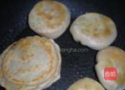 胡萝卜豆腐馅饼的做法图解10