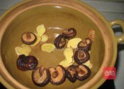 酒香猪蹄煲的做法图解3