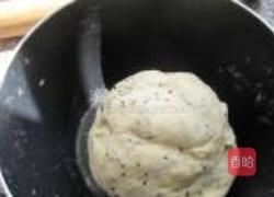 芝麻奶黄包的做法图解4