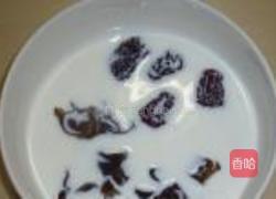 黑木耳红枣燕麦粥的做法图解4