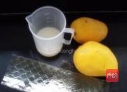 鲜果慕斯奶油蛋糕的做法图解2