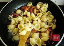 什锦炒意面的做法图解10