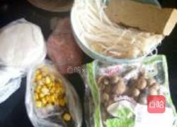 菌菇三鲜水饺的做法图解1