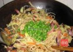 什锦炒拉面的做法图解12