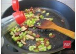 芥蓝腊肠饭的做法图解6