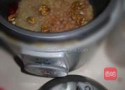核桃花生红枣粥的做法图解7